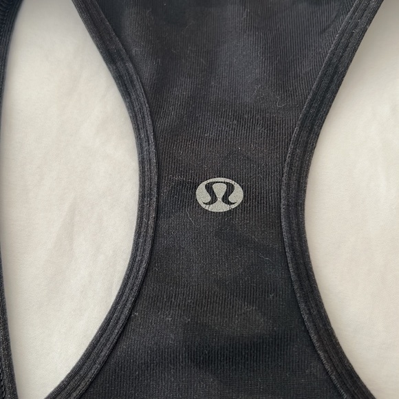 Lululemon black camouflage top - Picture 3 of 4